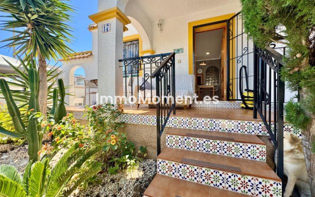 Resale - Detached villa - Orihuela - Los Altos