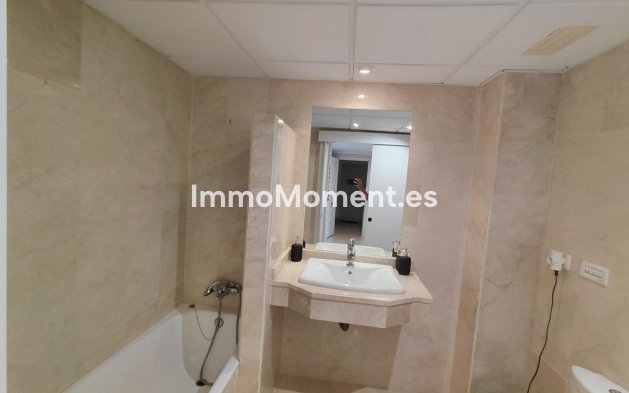 Resale - Apartment - Marbella - Nagüeles