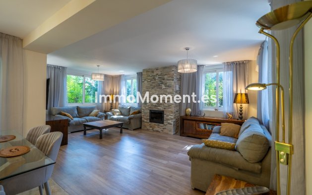 Reventa - Villa independiente - Marbella - Marbesa