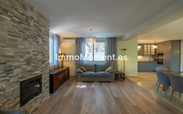 Reventa - Villa independiente - Marbella - Marbesa