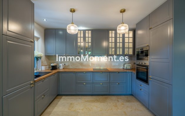 Reventa - Villa independiente - Marbella - Marbesa