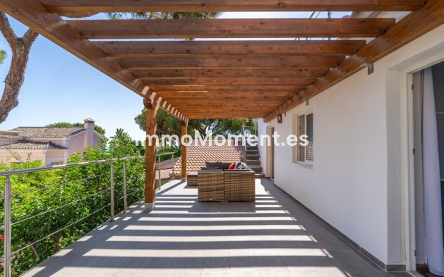 Reventa - Villa independiente - Marbella - Marbesa