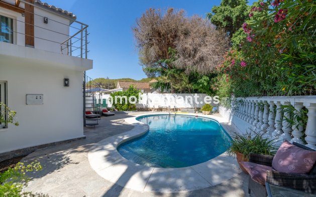 Reventa - Villa independiente - Marbella - Marbesa