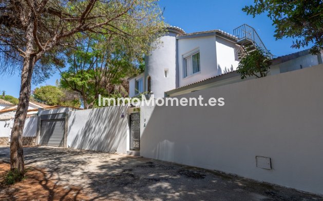 Reventa - Villa independiente - Marbella - Marbesa