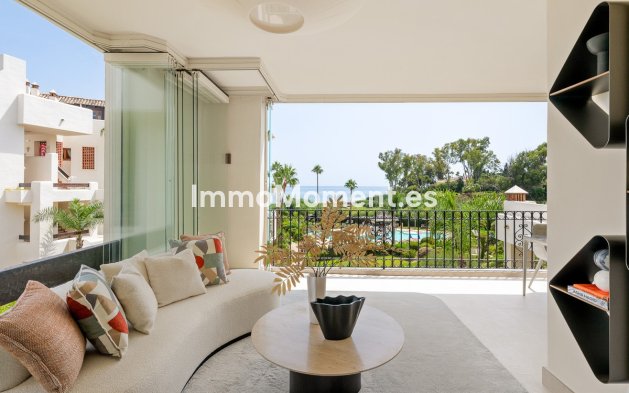 Resale - Apartment - Estepona - Estepona Centro