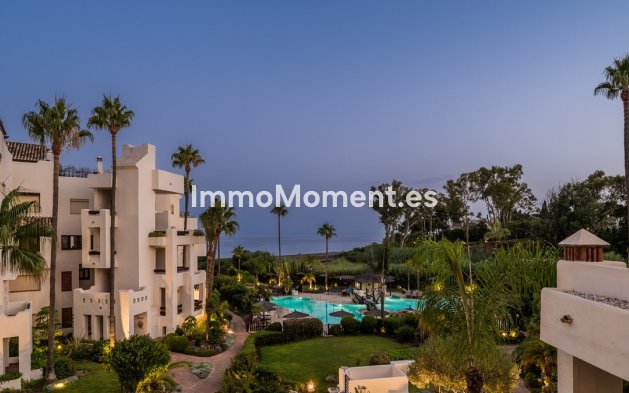 Resale - Apartment - Estepona - Estepona Centro