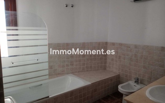 Revente - Maison mitoyenne - El Paraiso - New Golden Mile