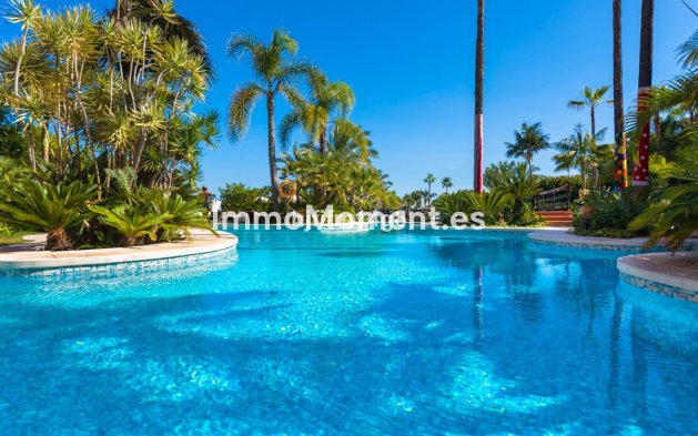 Reventa - Apartamento - Estepona  - Estepona Centro