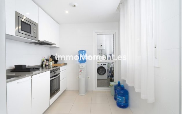 Resale - Apartment - Marbella - La Campana