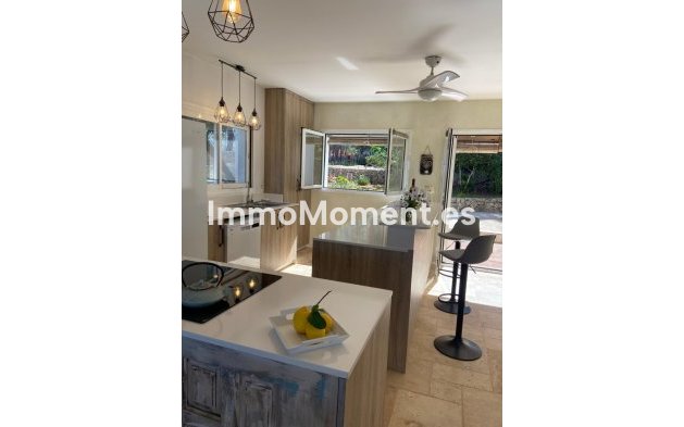 Resale - Detached villa - Denia - Denia Centro