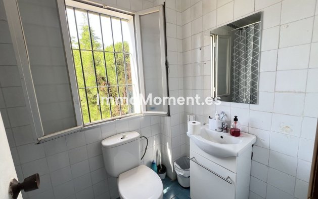 Bestaande woning - Vrijstaande villa - Estepona  - Estepona Centro