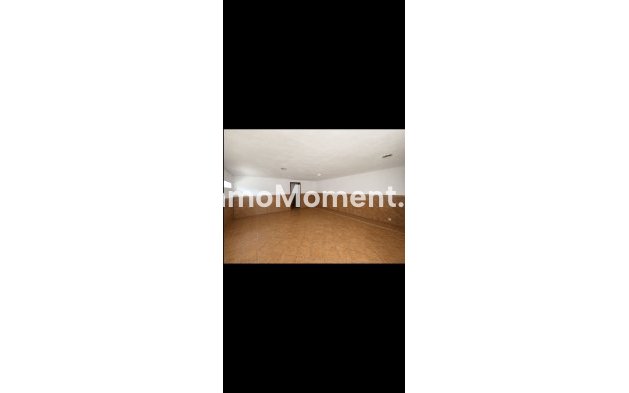 Bestaande woning - Vrijstaande villa - Estepona  - Estepona Centro