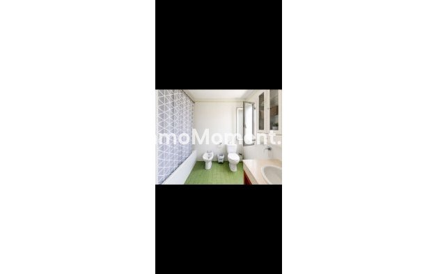 Bestaande woning - Vrijstaande villa - Estepona  - Estepona Centro