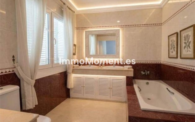 Wiederverkauf - Reihenhaus - Marbella - Nueva Andalucía