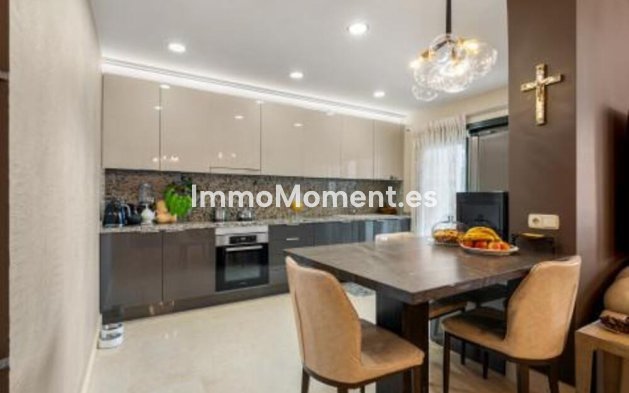 Resale - Apartment - Benahavís - Benahavís Centro