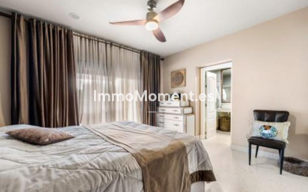Resale - Apartment - Benahavís - Benahavís Centro