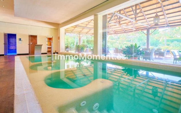 Resale - Apartment - Benahavís - Benahavís Centro