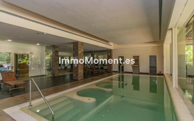 Resale - Apartment - Benahavís - Benahavís Centro