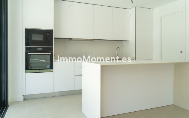 Resale - Detached villa - Estepona - Atalaya