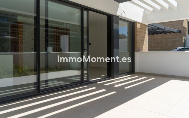 Resale - Detached villa - Estepona - Atalaya