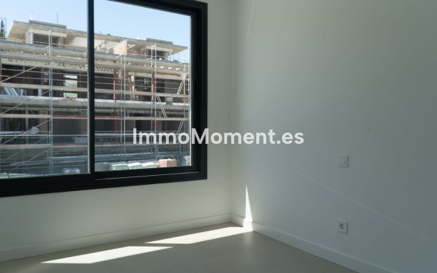 Resale - Detached villa - Estepona - Atalaya