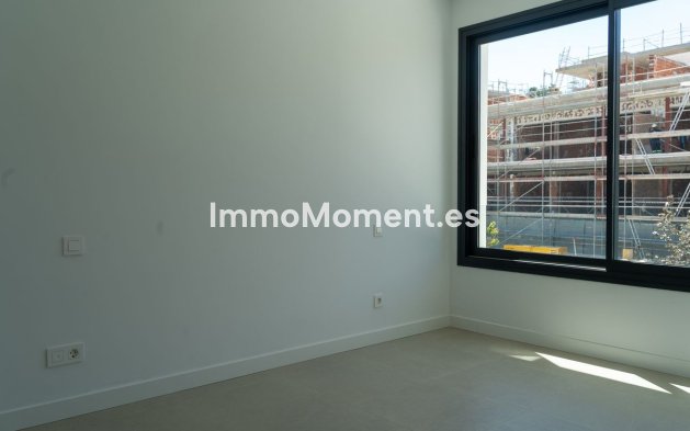 Resale - Detached villa - Estepona - Atalaya