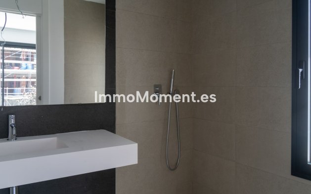 Resale - Detached villa - Estepona - Atalaya