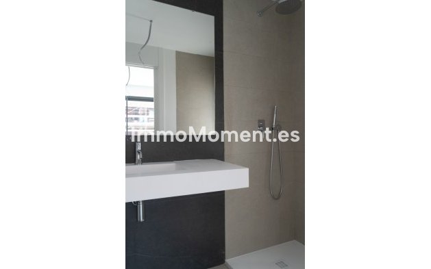 Resale - Detached villa - Estepona - Atalaya