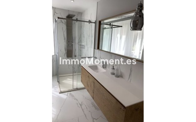 Wiederverkauf - Wohnung - Marbella - Puerto Banús
