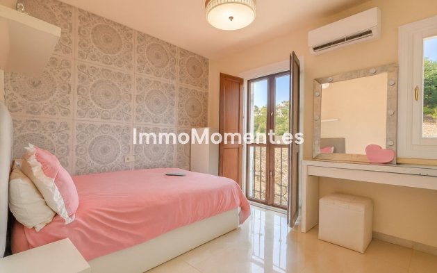 Bestaande woning - Rijtjeshuis - Estepona  - Estepona Centro