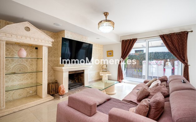 Bestaande woning - Rijtjeshuis - Estepona  - Estepona Centro