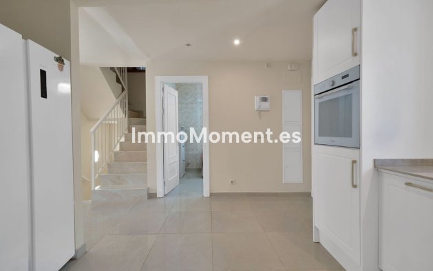 Bestaande woning - Rijtjeshuis - Estepona  - Estepona Centro