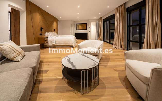 Reventa - Villa independiente - Marbella - Nagüeles