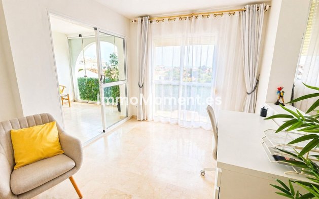 Bestaande woning - Appartement - Estepona  - Atalaya