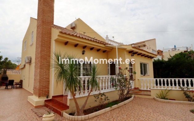 Resale - Detached villa - Orihuela - Playa Flamenca