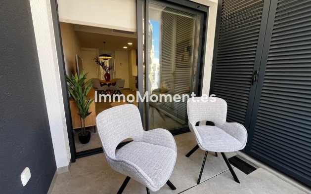 Resale - Apartment - Torrevieja - Torrevieja Centro