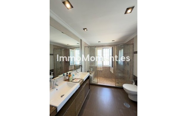 Resale - Detached villa - Marbella - San Pedro de Alcántara