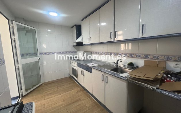 Bestaande woning - Appartement - Estepona  - Estepona Centro
