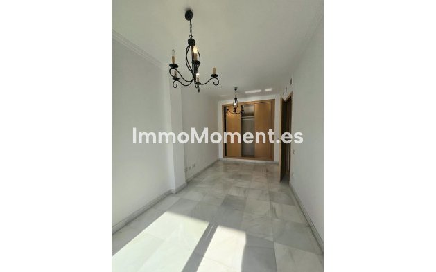 Bestaande woning - Vrijstaande villa - Benalmadena - Benalmadena Costa
