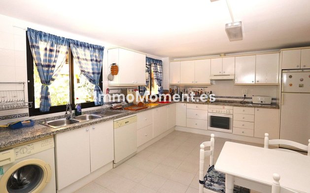 Bestaande woning - Appartement - Estepona  - Selwo