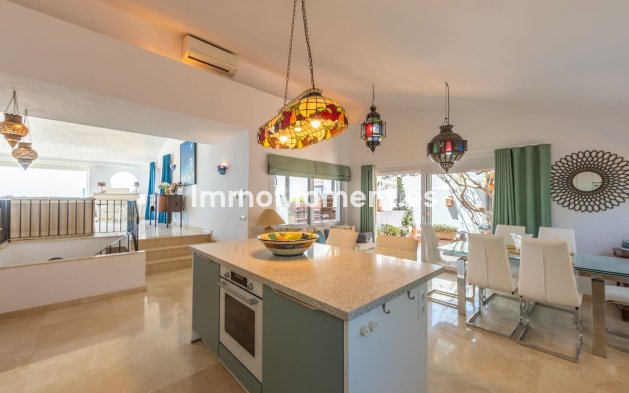 Bestaande woning - Vrijstaande villa - Estepona  - Estepona Centro