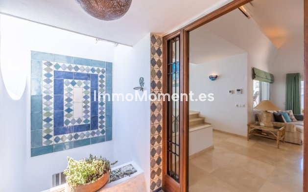 Bestaande woning - Vrijstaande villa - Estepona  - Estepona Centro