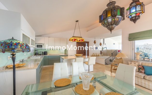 Bestaande woning - Vrijstaande villa - Estepona  - Estepona Centro