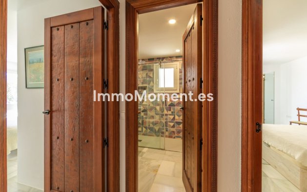 Bestaande woning - Vrijstaande villa - Estepona  - Estepona Centro