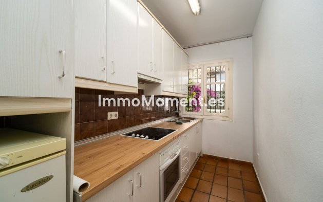 Bestaande woning - Appartement - Estepona  - Benamara