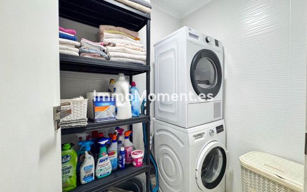 Resale - Apartment - Torrevieja - Torrevieja Centro
