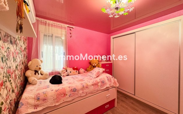 Resale - Apartment - Torrevieja - Torrevieja Centro