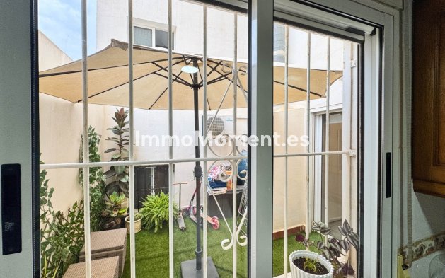 Resale - Apartment - Torrevieja - Torrevieja Centro