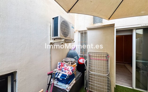 Resale - Apartment - Torrevieja - Torrevieja Centro