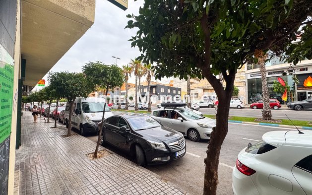 Resale - Apartment - Torrevieja - Torrevieja Centro